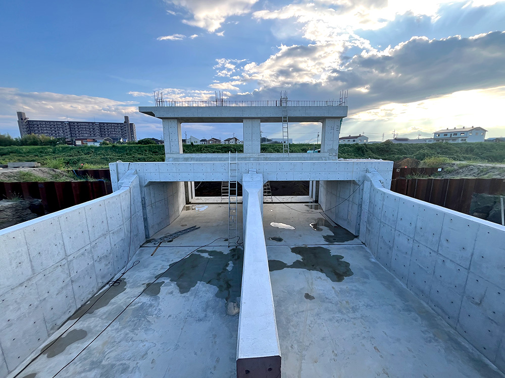 河川樋門3 三重県四日市市